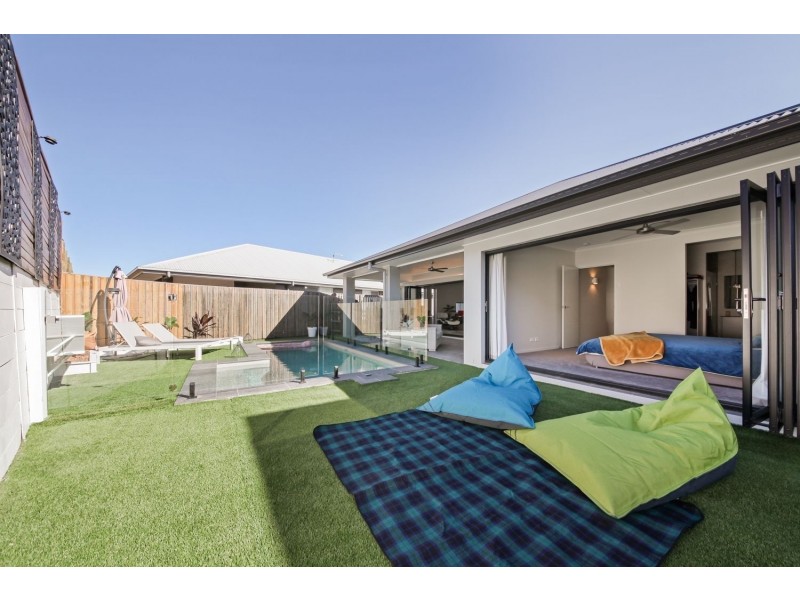 93 Melville Drive, Pimpama QLD 4209