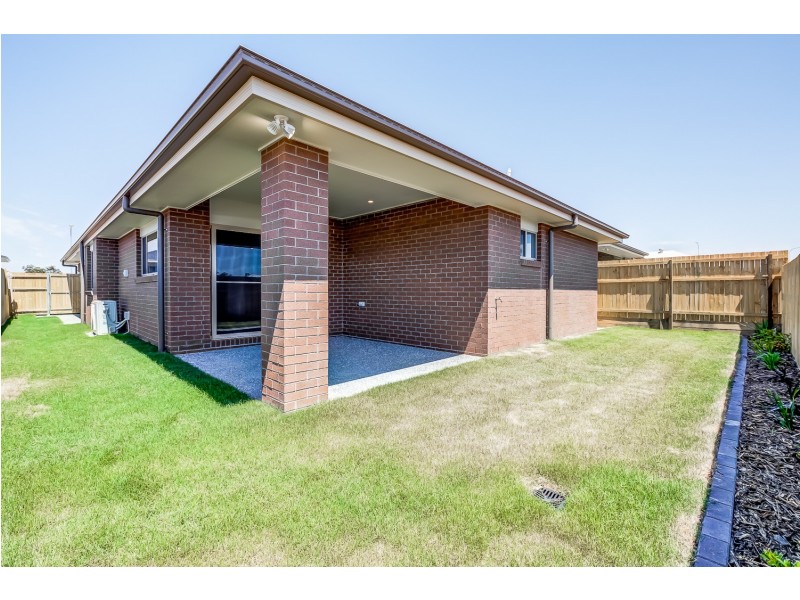 8  Ioannou Place, Coomera QLD 4209