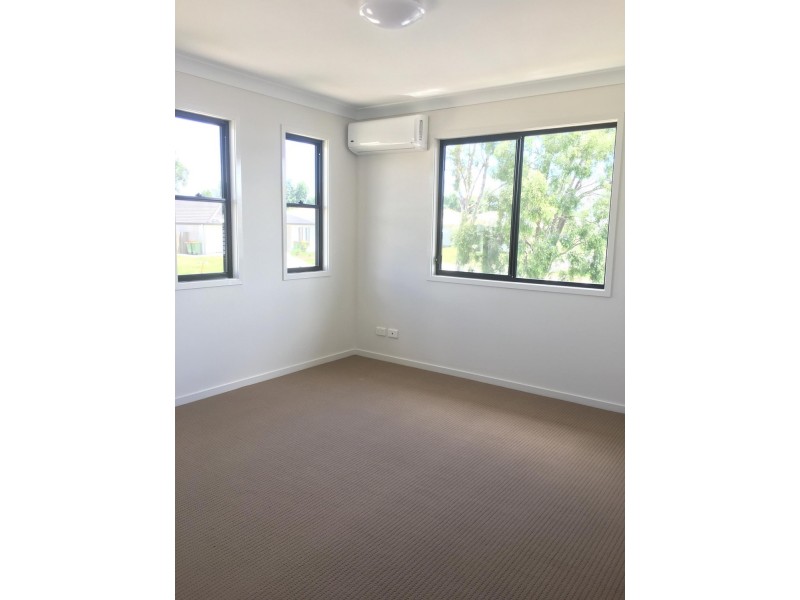 14B St Andrews Drive, Leichhardt QLD 4305