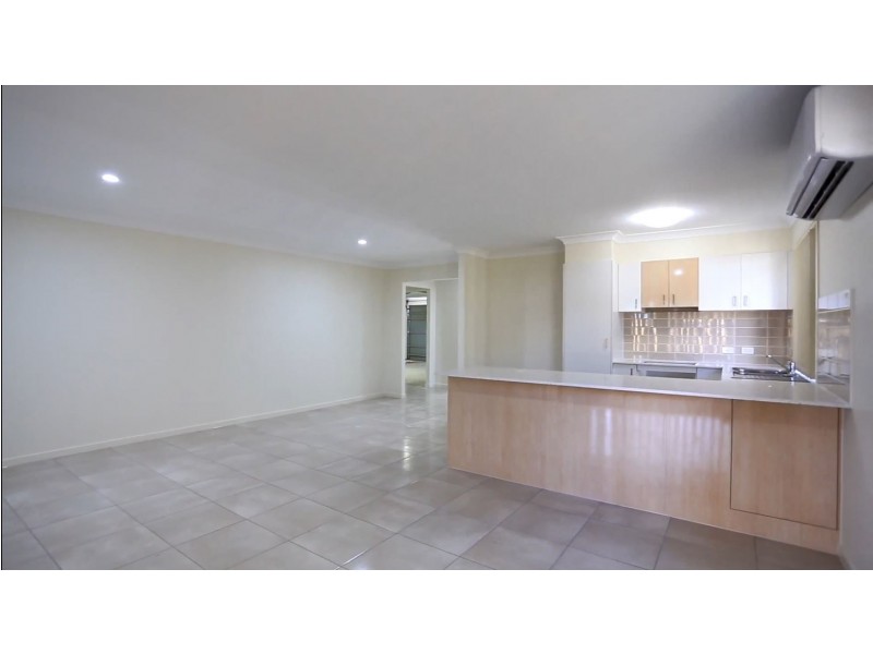 8 Macarthur Street, Pimpama QLD 4209