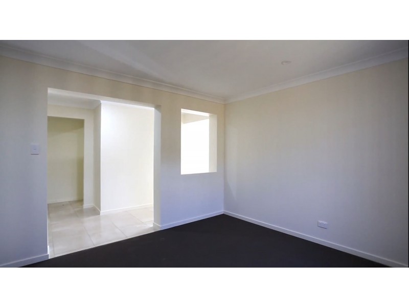 8 Macarthur Street, Pimpama QLD 4209