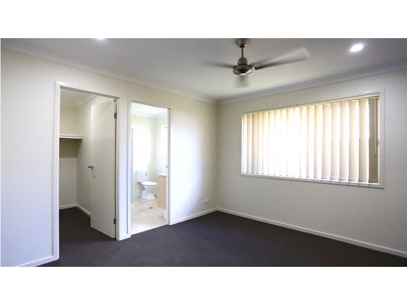 8 Macarthur Street, Pimpama QLD 4209