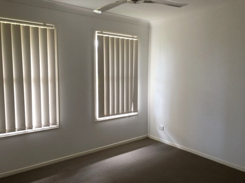 35 Damian Leeding Way, Upper Coomera QLD 4209