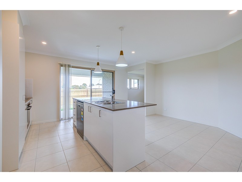 41 Montana Circuit, Logan Reserve QLD 4133