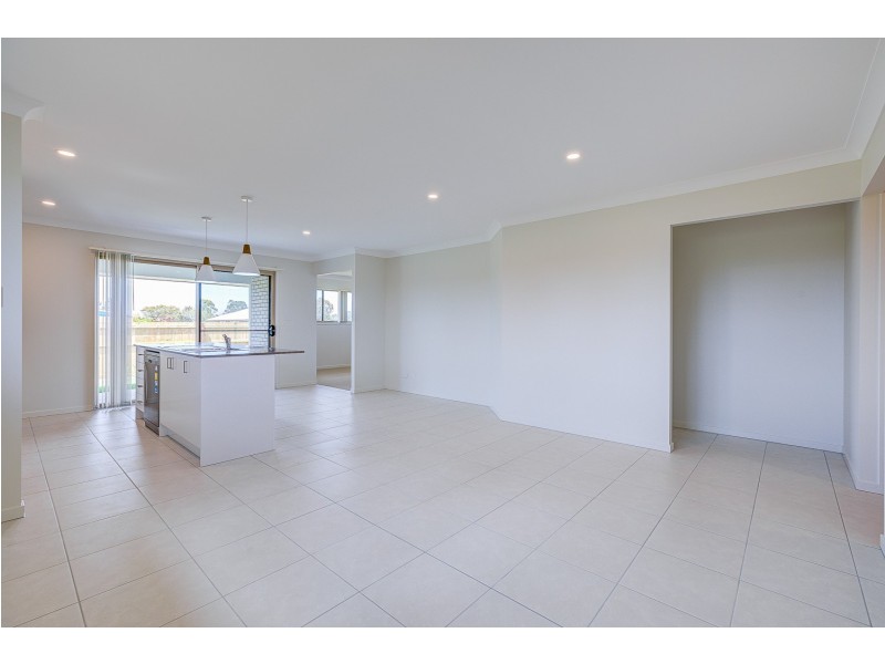 41 Montana Circuit, Logan Reserve QLD 4133