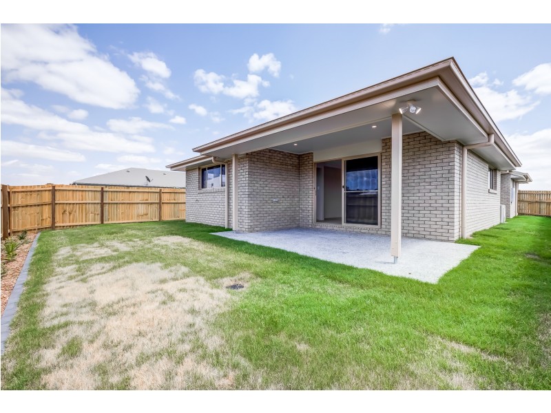 41 Montana Circuit, Logan Reserve QLD 4133