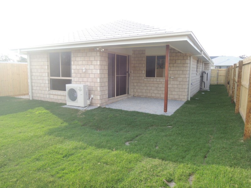 14 Sunstone Avenue, Pimpama QLD 4209