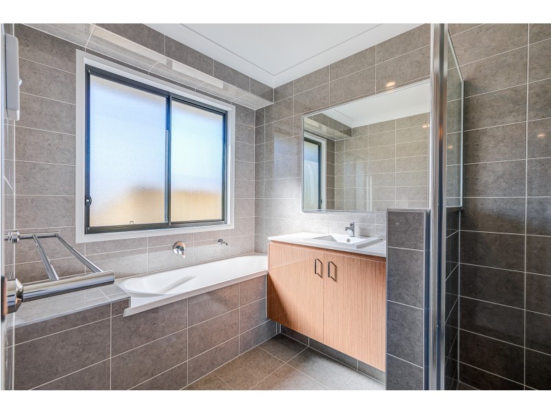 1/35 Bloomfield Street, Park Ridge QLD 4125