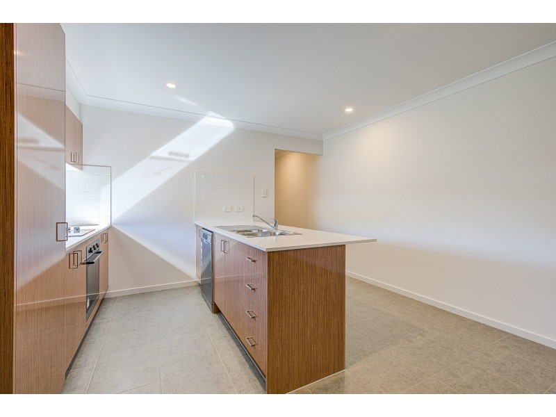 1/35 Bloomfield Street, Park Ridge QLD 4125