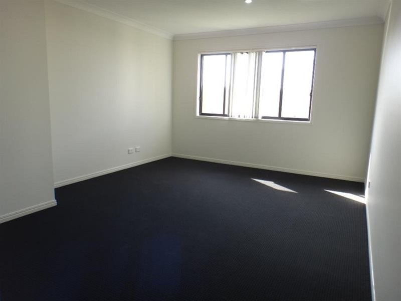 16 Jotown Drive, Coomera QLD 4209