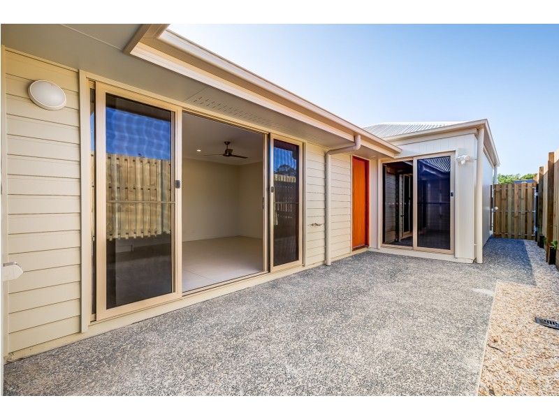 2/19 Merino Street, Park Ridge QLD 4125