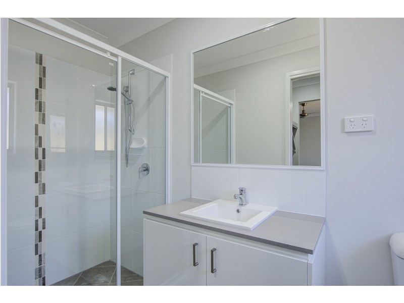 75 Fountain Street, Pimpama QLD 4209