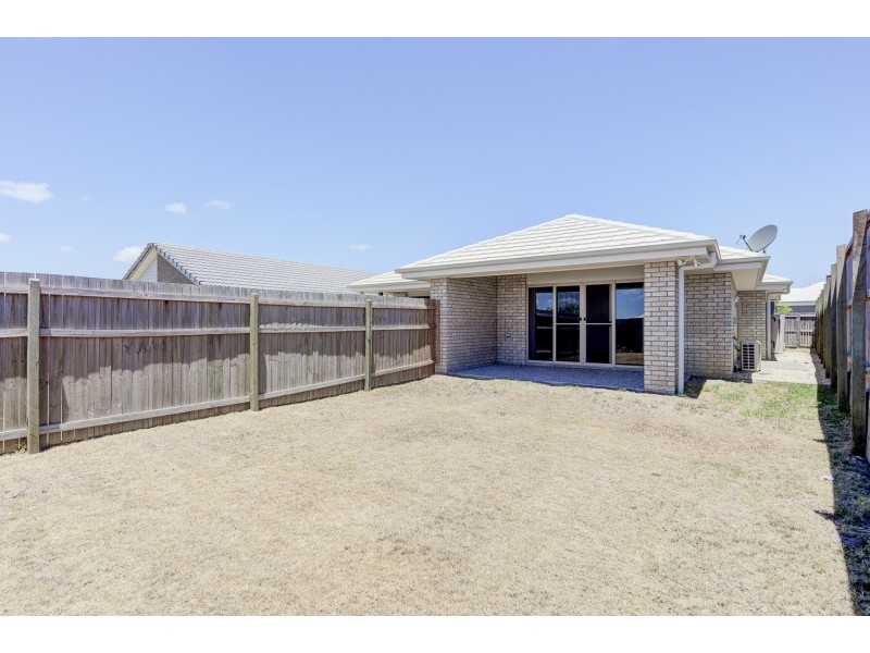 1/35 Brookfield Street, Pimpama QLD 4209