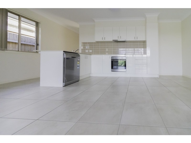 30 Milbrook Street, Pimpama QLD 4209