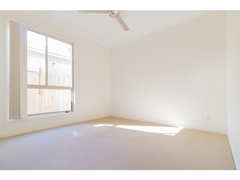 30 Milbrook Street, Pimpama QLD 4209