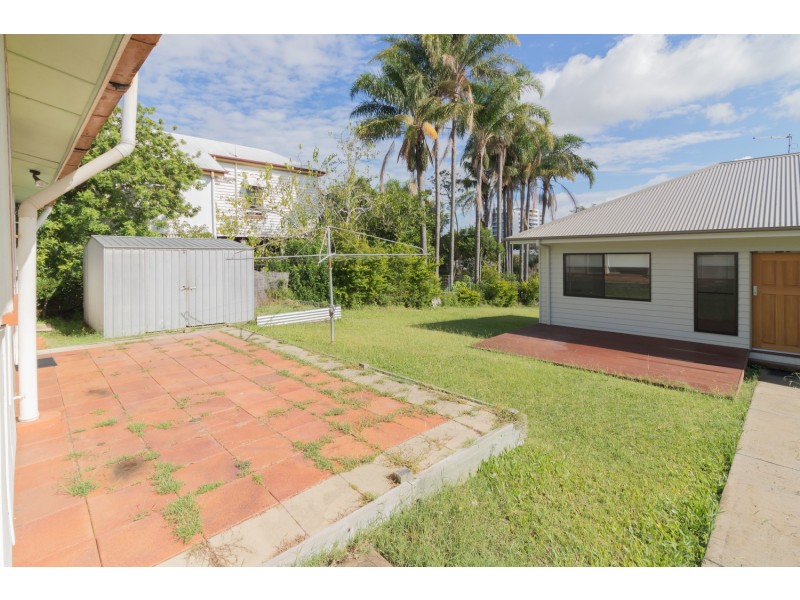 25 Minnie Street, Southport QLD 4215