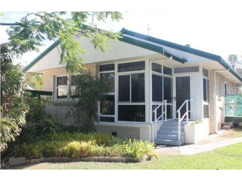 15 Water Street, Southport QLD 4215