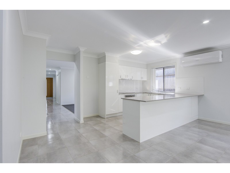 14 Leabrook Place, Pimpama QLD 4209