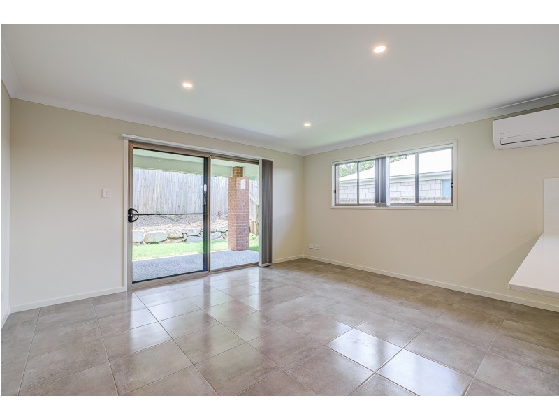 5 Bloomfield Street, Park Ridge QLD 4125