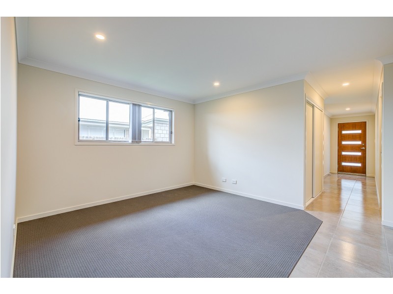 5 Bloomfield Street, Park Ridge QLD 4125