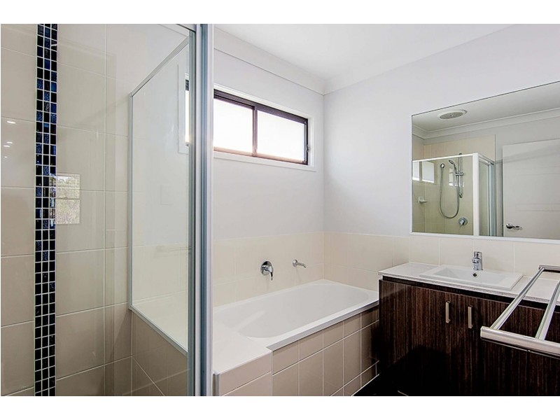 1 Innsbruck Way, Bahrs Scrub QLD 4207