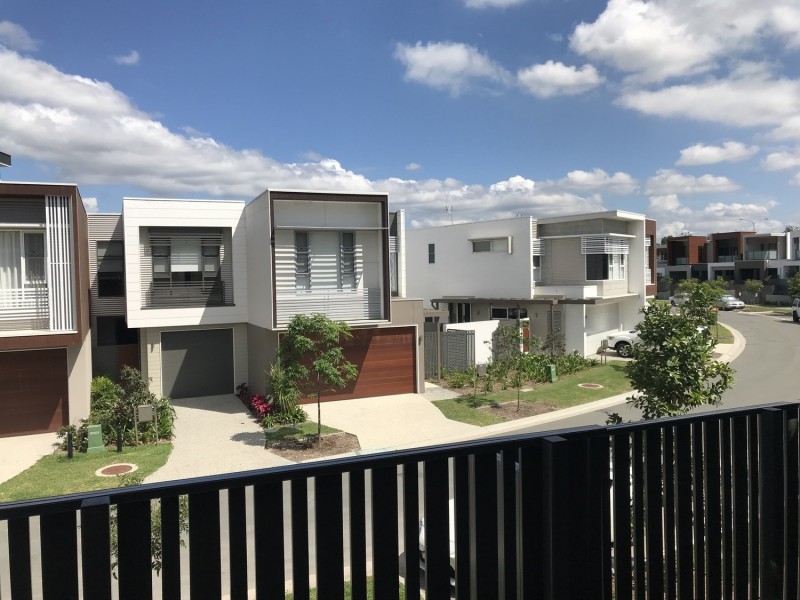 13 Brooklyn Crescent, Robina QLD 4226