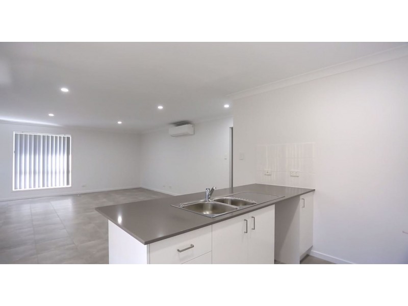 28 Dysart Drive, Holmview QLD 4207