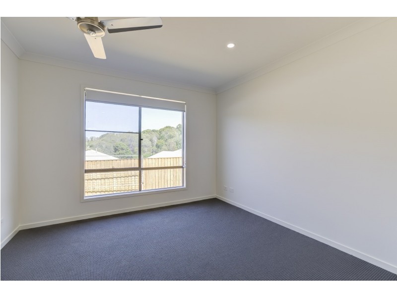 2/28 Herbst Drive, Bahrs Scrub QLD 4207