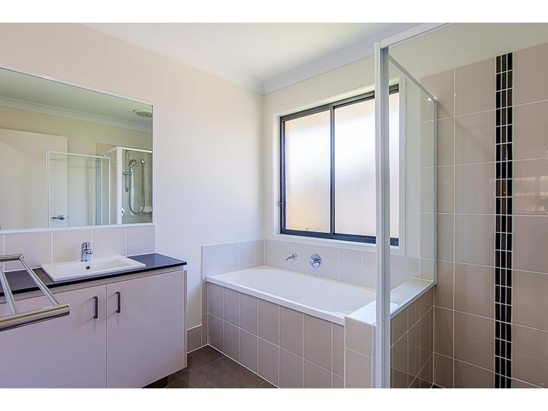 64 Colorado Street, Bahrs Scrub QLD 4207