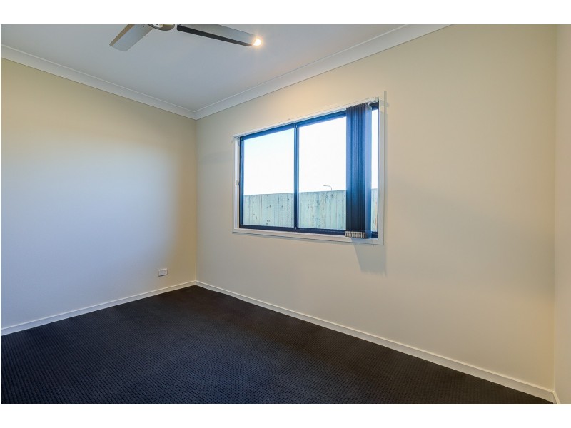 2/60 Beck Street, Park Ridge QLD 4125