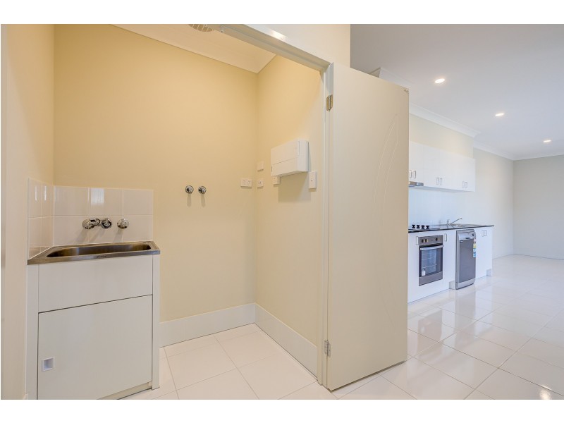 2/60 Beck Street, Park Ridge QLD 4125