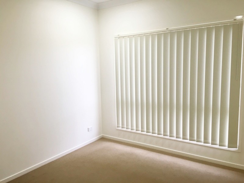 1/13 Cottrell Drive, Pimpama QLD 4209