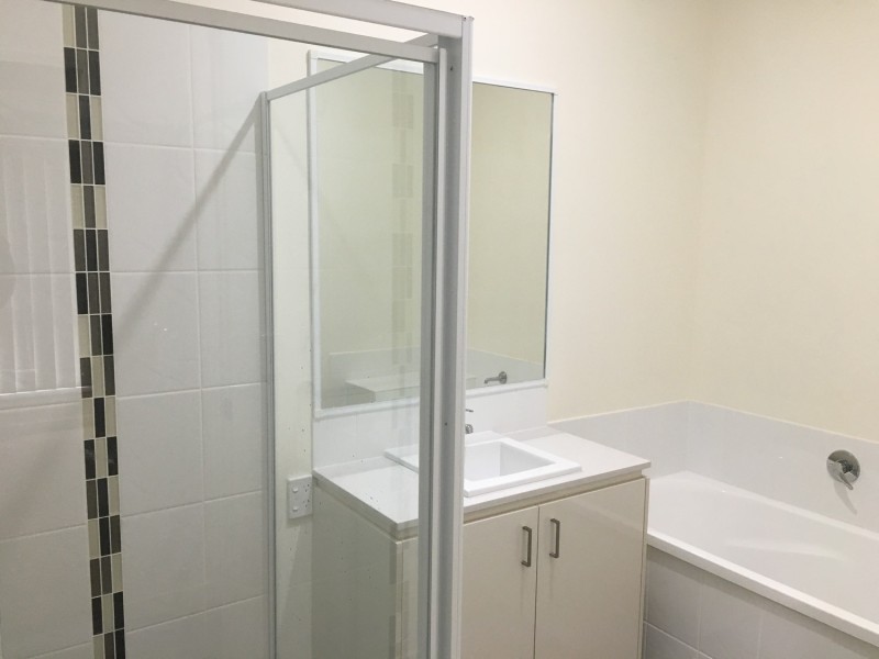 1/13 Cottrell Drive, Pimpama QLD 4209