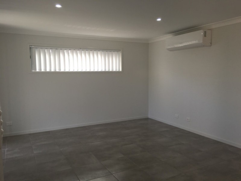 17 Hillsborough Place, Pimpama QLD 4209