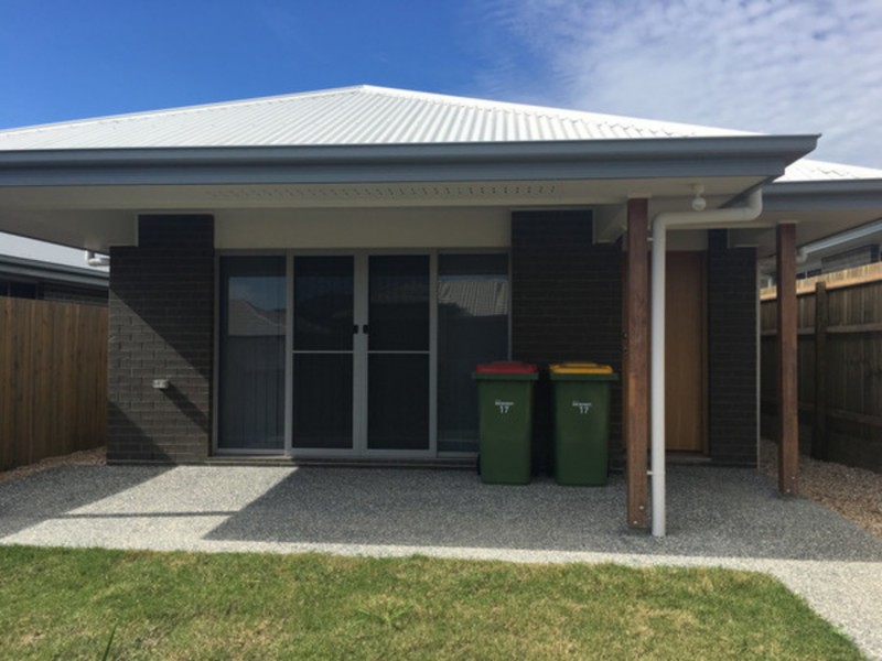 17 Hillsborough Place, Pimpama QLD 4209