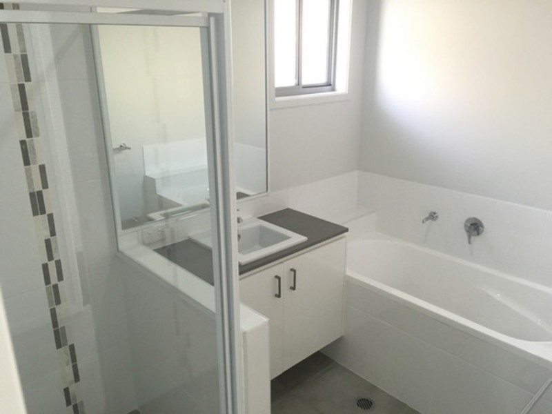 17 Hillsborough Place, Pimpama QLD 4209