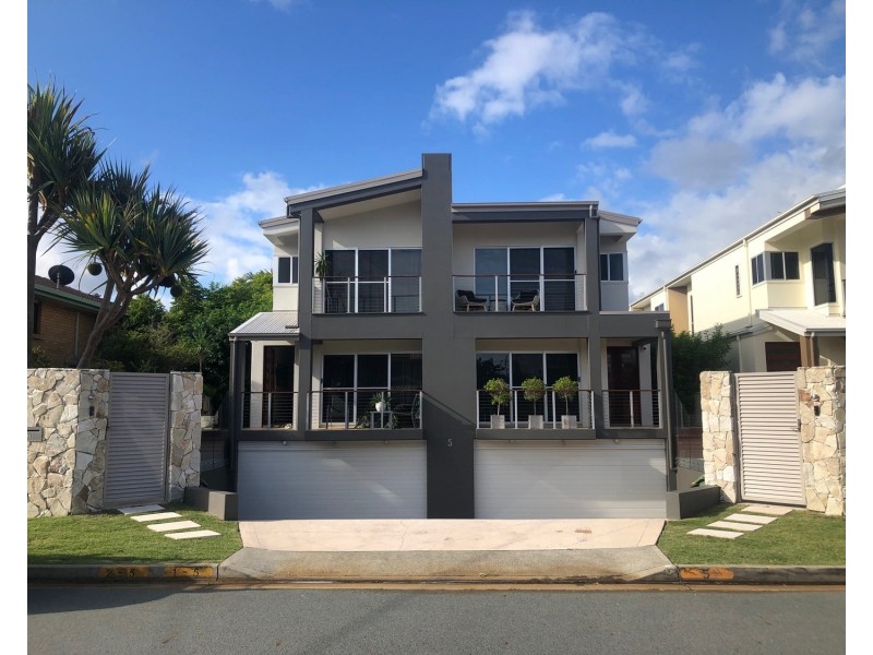 1/5 Nankeen Avenue, Paradise Point QLD 4216