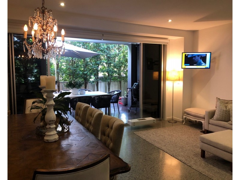 1/5 Nankeen Avenue, Paradise Point QLD 4216