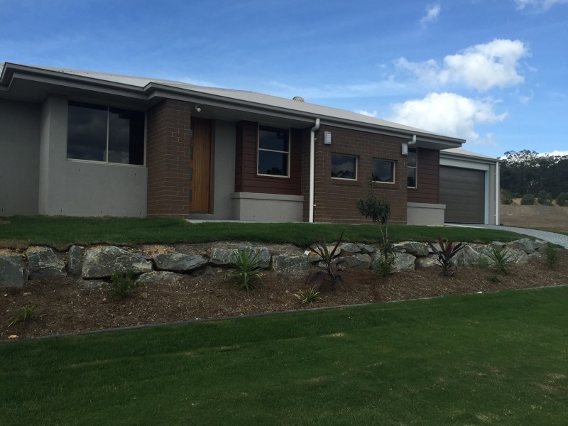 10 Sunstone Avenue, Pimpama QLD 4209