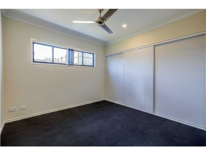 1/5 Merino Street, Park Ridge QLD 4125