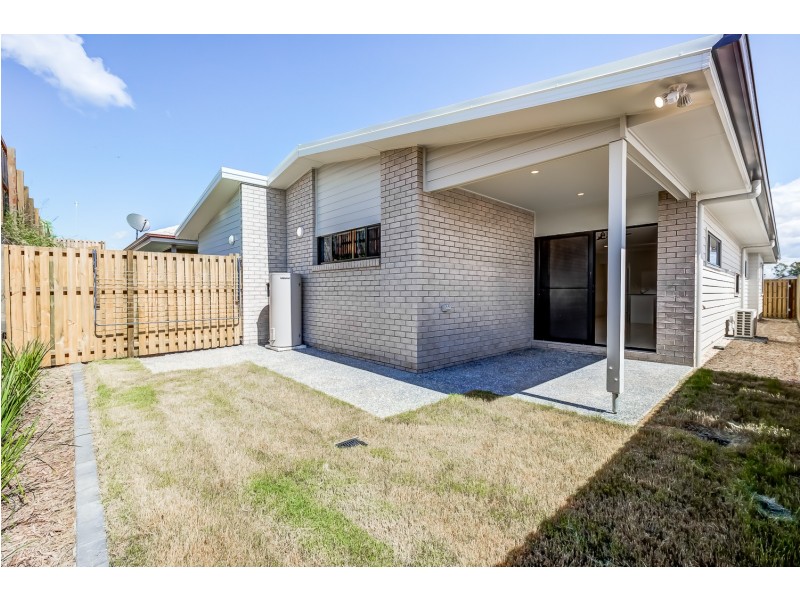 1/5 Merino Street, Park Ridge QLD 4125