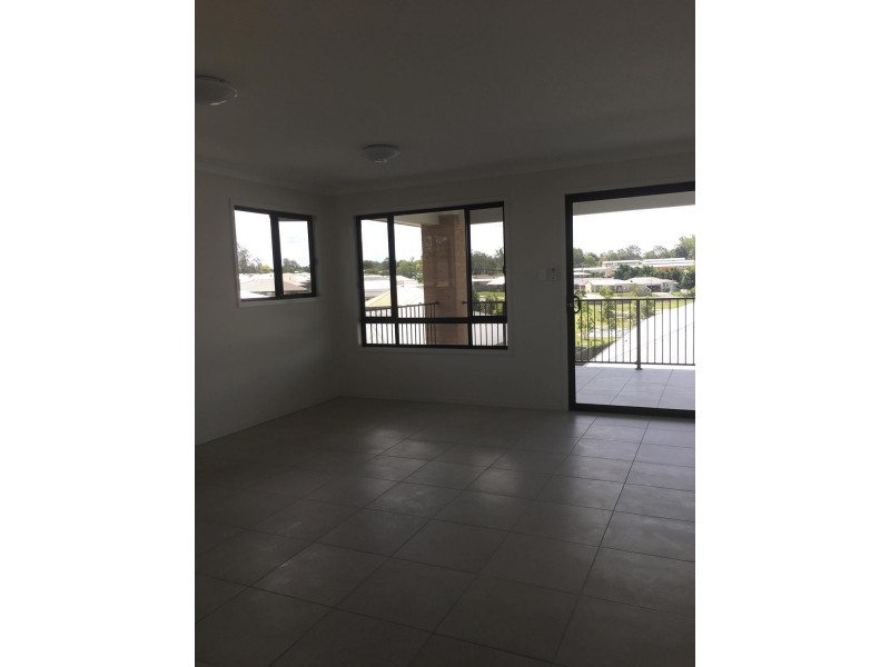 14B St Andrews Drive, Leichhardt QLD 4305