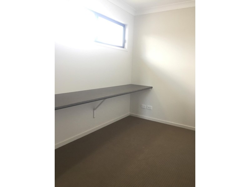 14B St Andrews Drive, Leichhardt QLD 4305