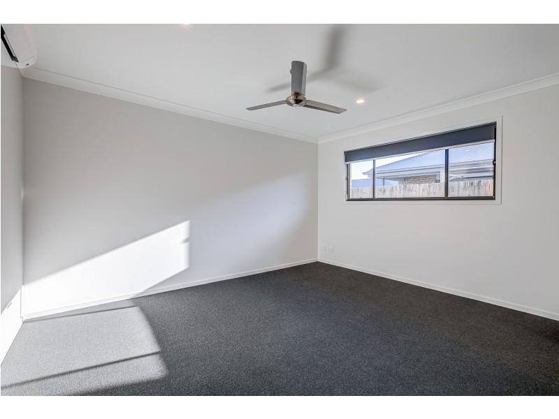 39 Montana Circuit, Logan Reserve QLD 4133