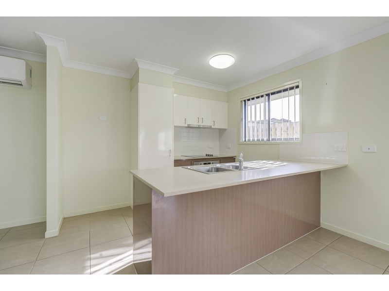 3 Casey Street, Pimpama QLD 4209