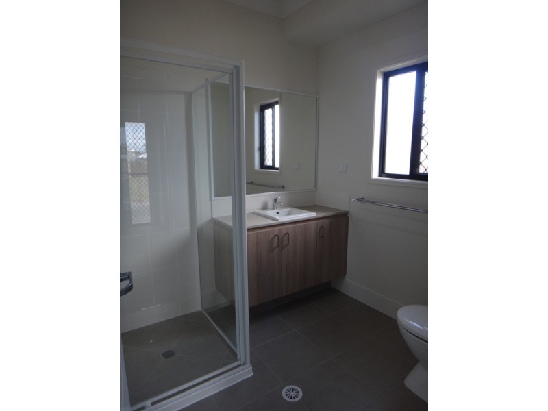 22 Hasemann Crescent, Upper Coomera QLD 4209