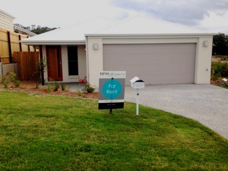 4 Sunstone Avenue, Pimpama QLD 4209