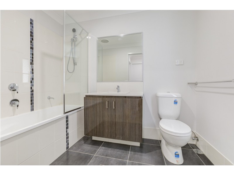 1 Macarthur Street, Pimpama QLD 4209