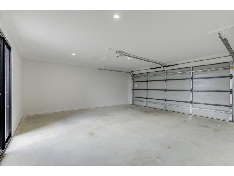1 Macarthur Street, Pimpama QLD 4209