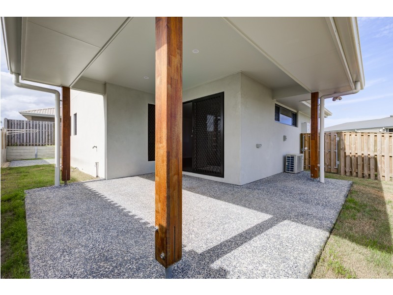 1 Macarthur Street, Pimpama QLD 4209